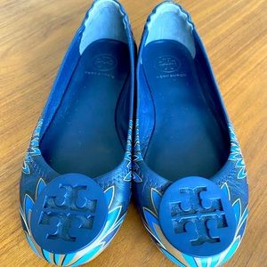 Brand new Tory Burch Minnie Floral Ballet Flats, Size 5M